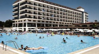 Казахстанцы — единственные туристы в Турции. Как пандемия изменила all inclusive