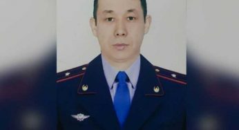Выпрыгнул за педофилом с 13-го этажа: полицейский перенес 3 операции и получил награду