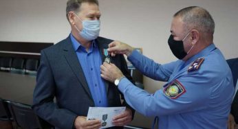 Ветеран Иван Гертнер награжден нагрудным знаком