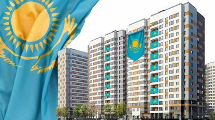 Флаг Казахстана разрешили вешать на балконах