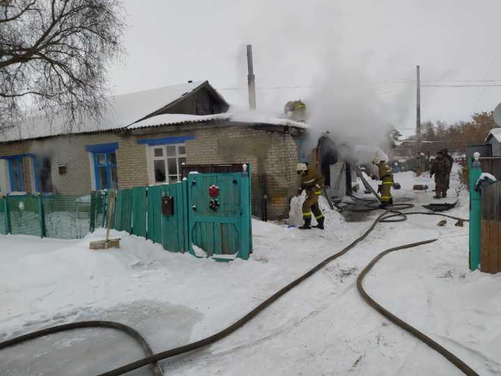 В Карабалыкском районе при пожаре в частном доме погиб мужчина