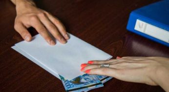 Низкие зарплаты и социальная незащищенность: причины коррупции в органах госдоходов назвал глава Минфина