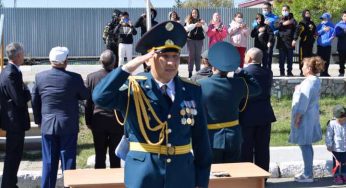 Цветы к обелиску в память о погибших пожарных возложили в Костанае