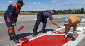 Красная разметка появилась на дорогах Костаная