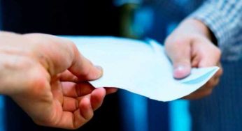 1000 долларов за трудоустройство: медработник обвиняется во взяточничестве в Костанае