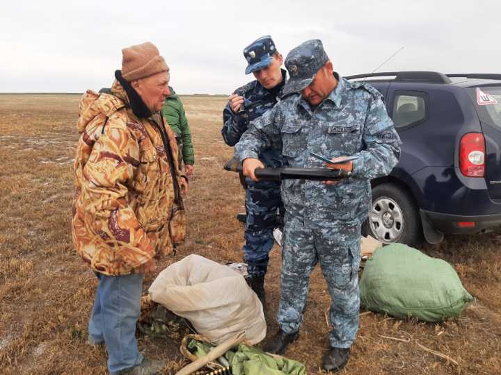 В преддверии открытия сезона охоты полицейские напоминают в правилах безопасности