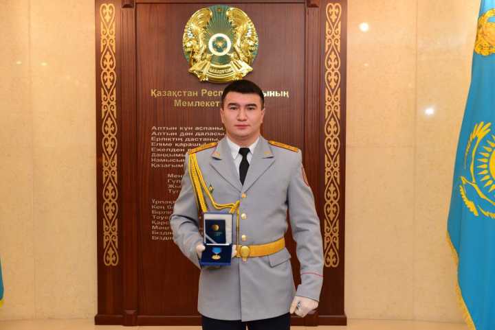 Мерей Хайруллин награжден медалью «Ерлiгi үшiн»