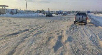 Проблема с уборкой снега наблюдается на трассах Костанайской области
