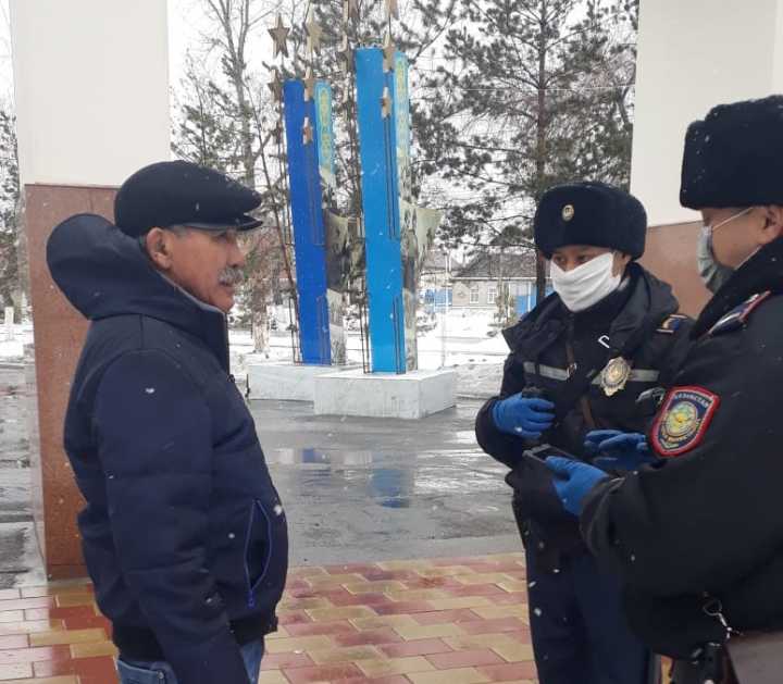Какая обстановка сохранялась в период праздников в Костанае?