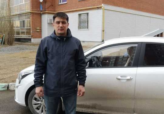 Костанаец спас женщину, которая пыталась спрыгнуть с моста