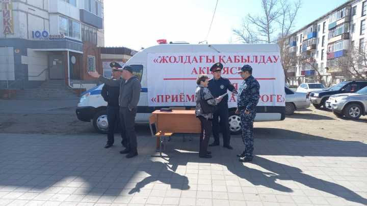 Около 100 обращений было принято во время акции «Задай вопрос полицейскому!» в городе Рудном