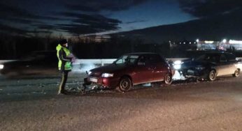 В Костанае столкнулись 4 легковых автомобиля